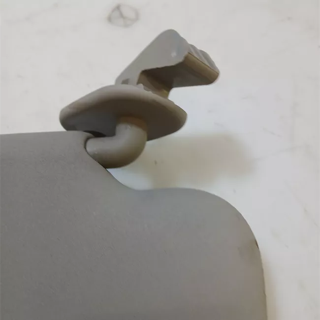 Aletta parasole parabrezza destra con specchio