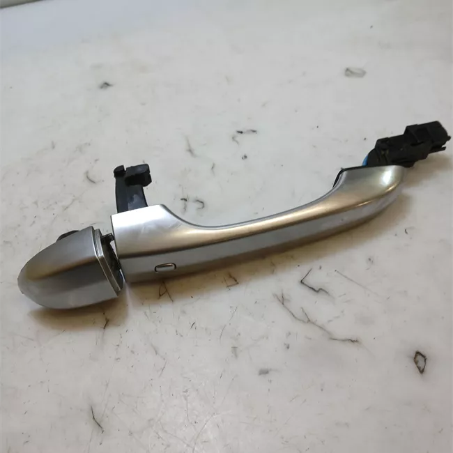 Maniglia porta anteriore destra con Keyless Entry cromato brillante