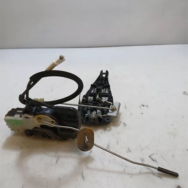 Serratura porta anteriore destra