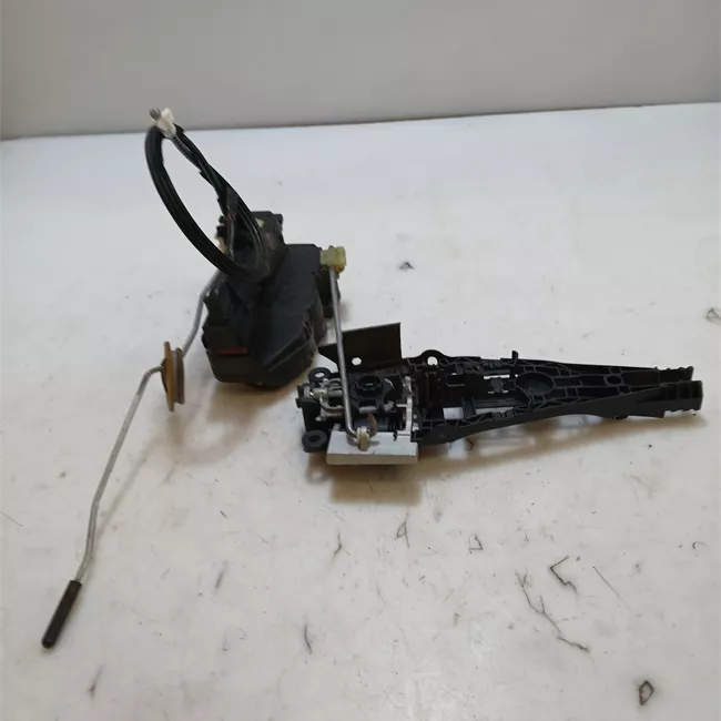 Serratura porta anteriore destra