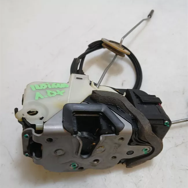 Serratura porta anteriore destra