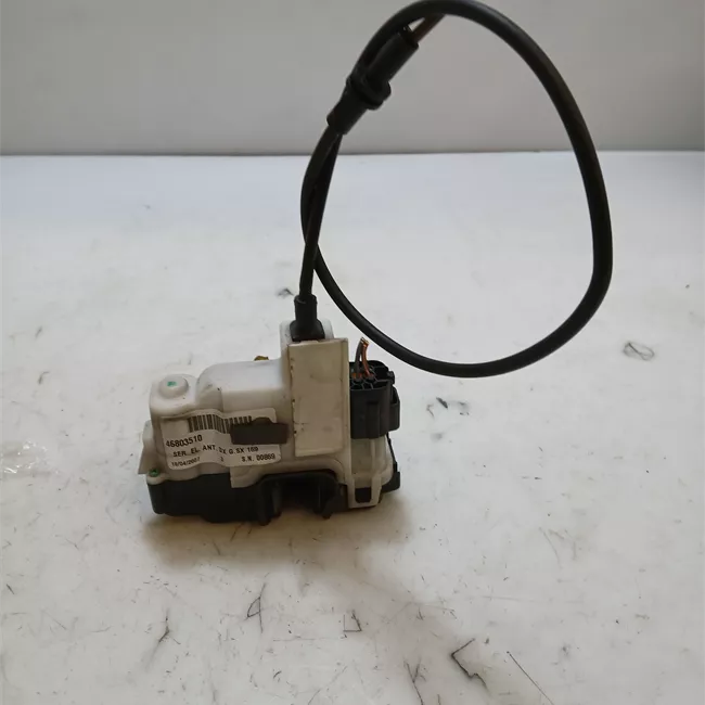 Serratura porta anteriore destra