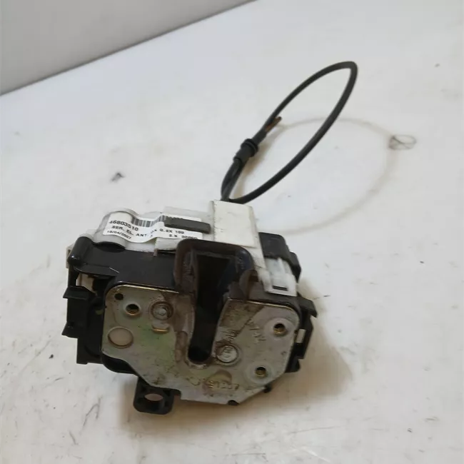 Serratura porta anteriore destra