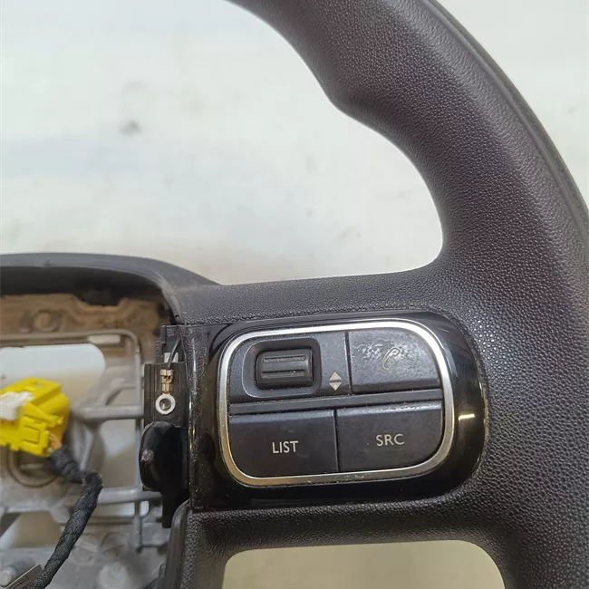 Volante Pelle comandi autoradio