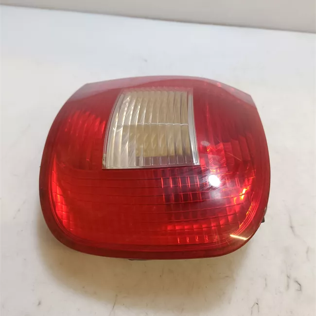 Fanale posteriore destro