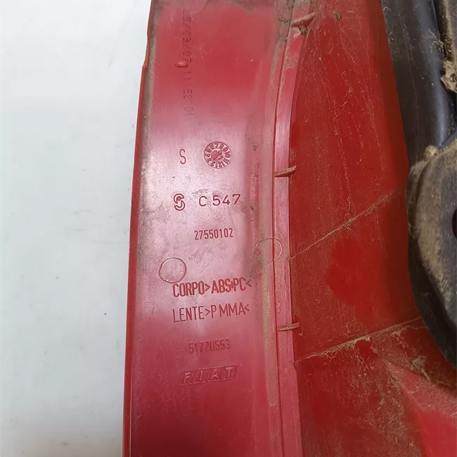 Fanale posteriore sinistro