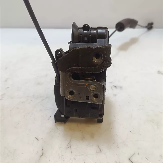 Serratura porta anteriore sinistra