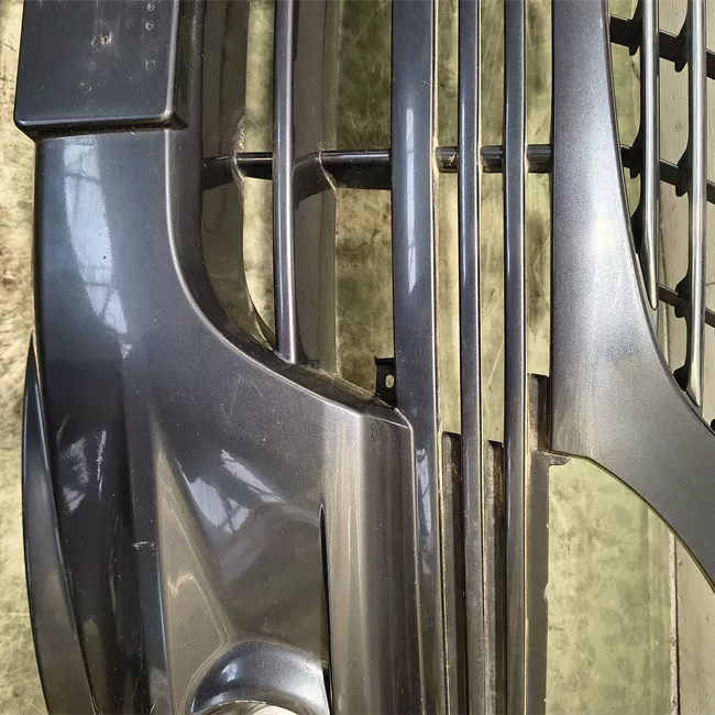 Paraurti anteriore Grigio