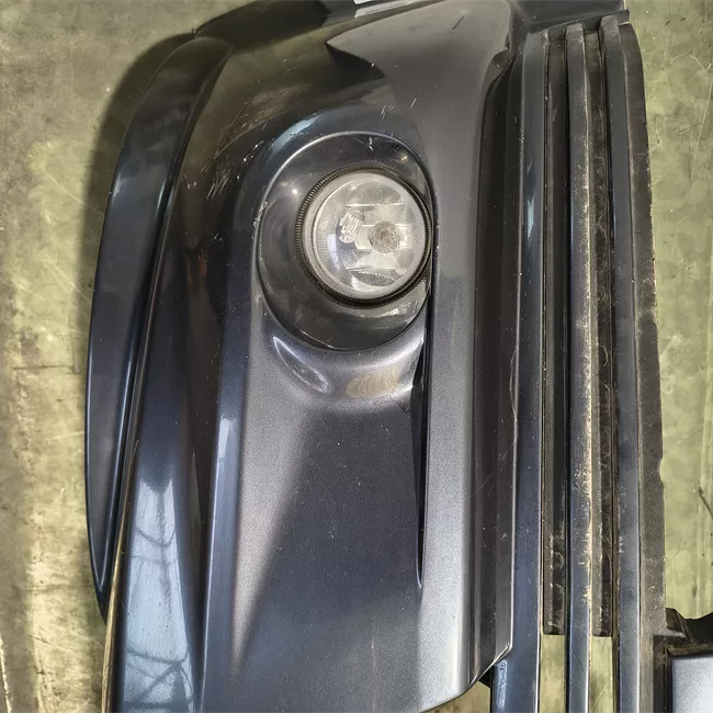 Paraurti anteriore Grigio