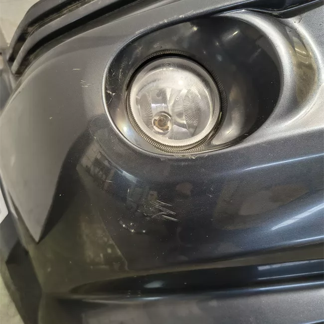 Paraurti anteriore Grigio