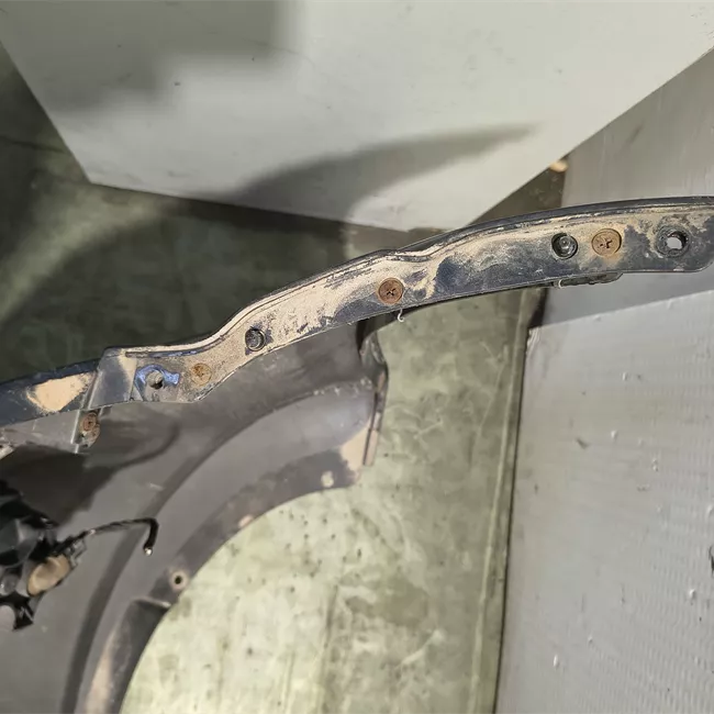 Paraurti anteriore Grigio