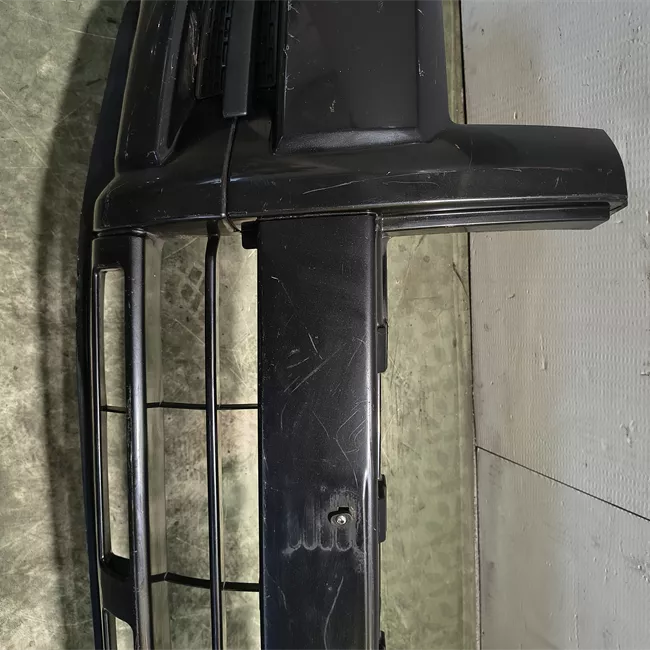 Paraurti anteriore parte superiore