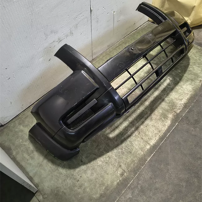 Paraurti anteriore parte superiore