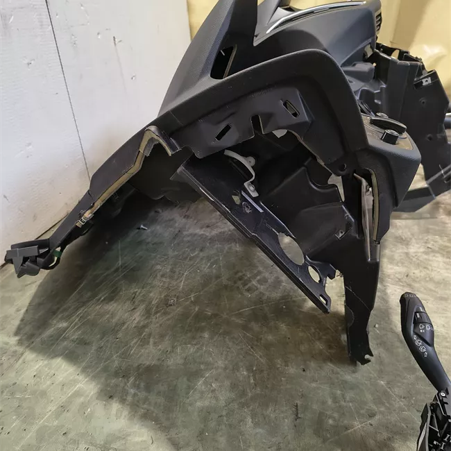 Cruscotto senza modulo Media Gateway nero