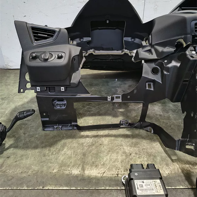 Cruscotto senza modulo Media Gateway nero