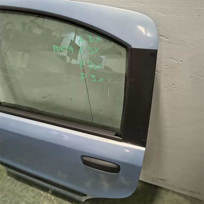 Porta posteriore sinistra