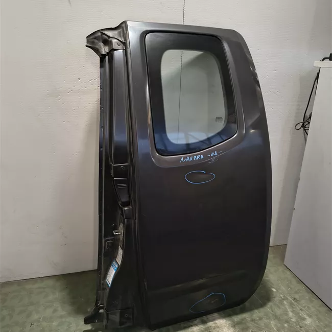 Porta posteriore sinistra A parete