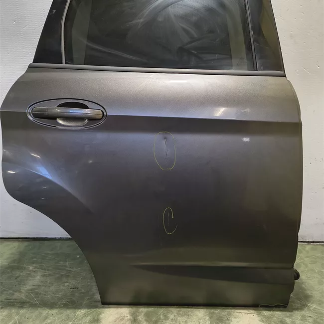 Porta posteriore destra