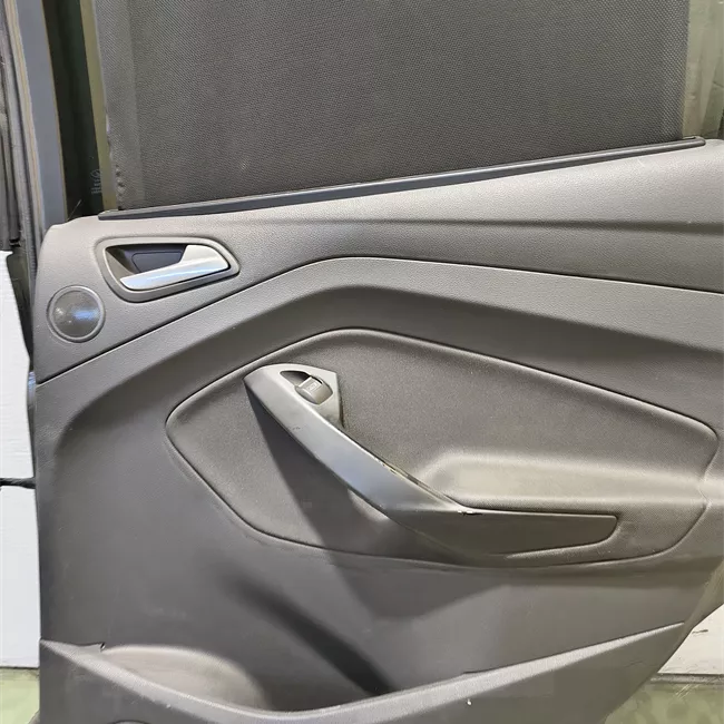 Porta posteriore destra