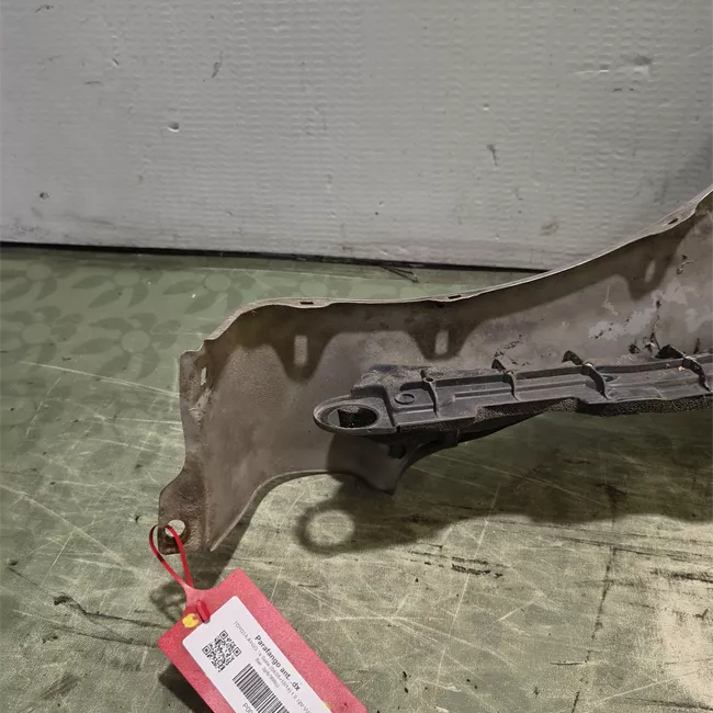 Parafango anteriore destro