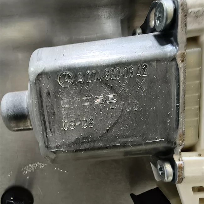 Alzacristallo elettrico porta posteriore sinistro