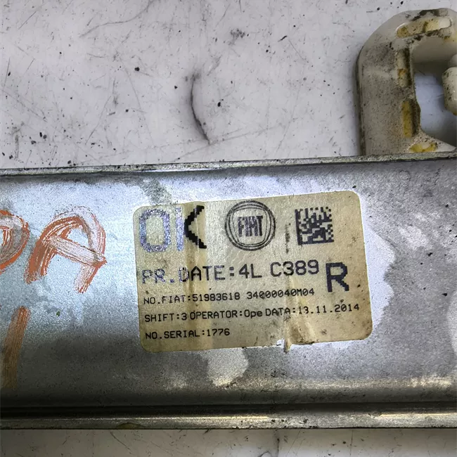 Alzacristallo porta posteriore destro