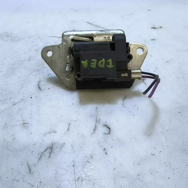 Serratura chiusura centralizzata portello posteriore