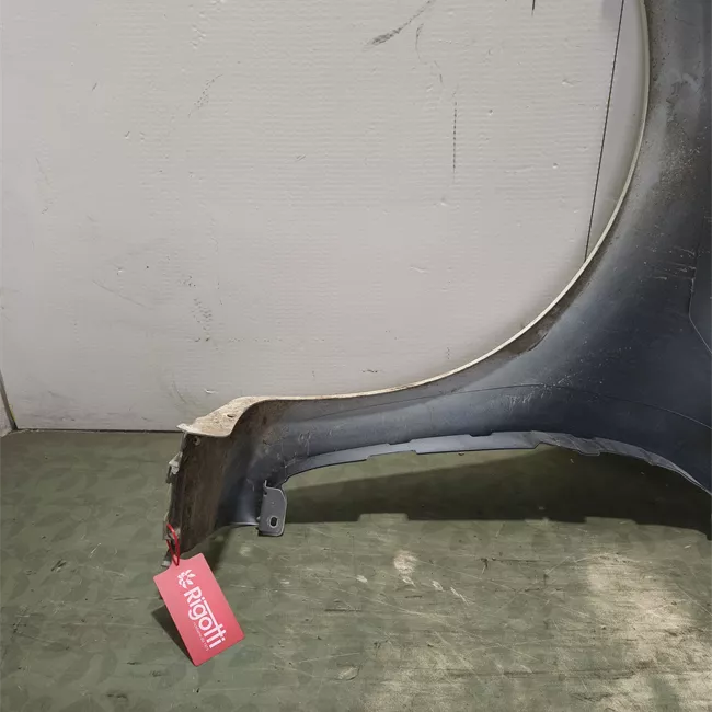 Parafango anteriore destro