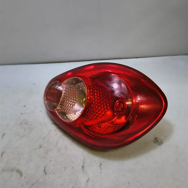 Fanale posteriore sinistro