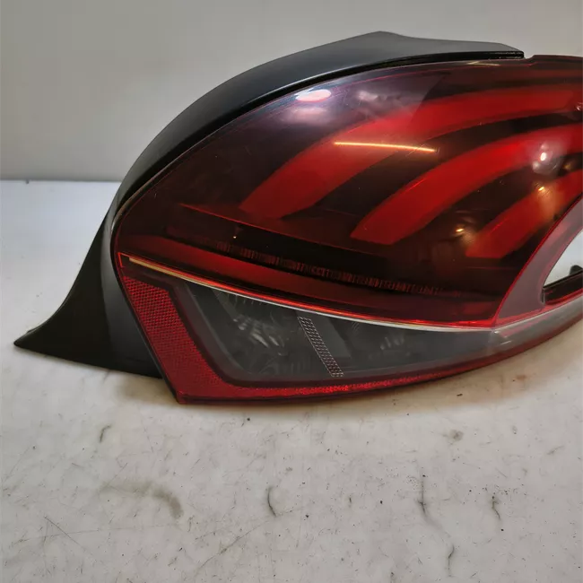 Fanale posteriore destro