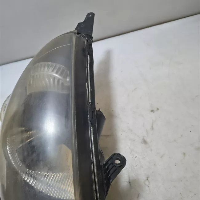 Proiettore destro 12-04<