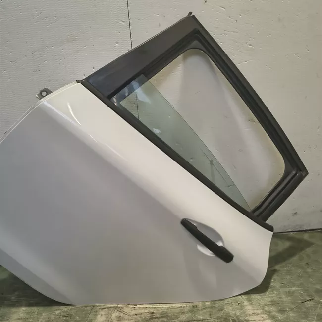 Porta posteriore sinistra