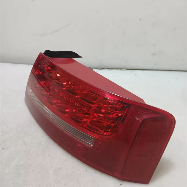 Fanale posteriore parte esterno destro Led