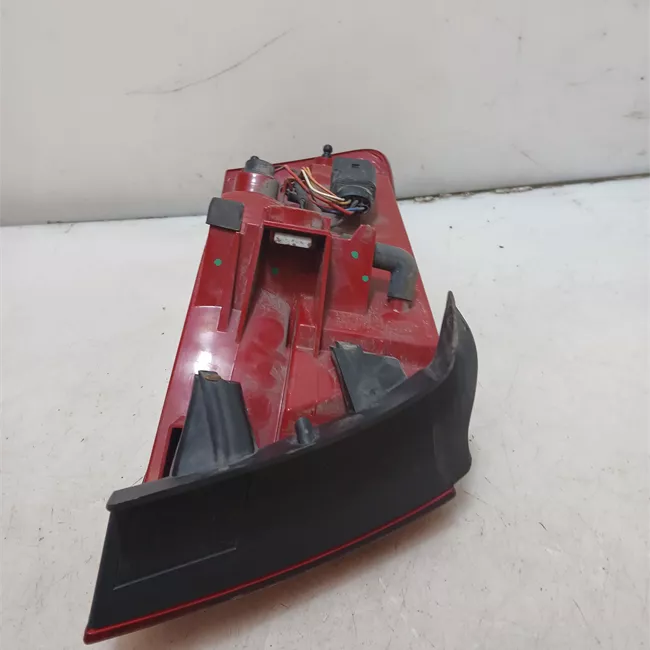 Fanale posteriore parte esterno destro Led