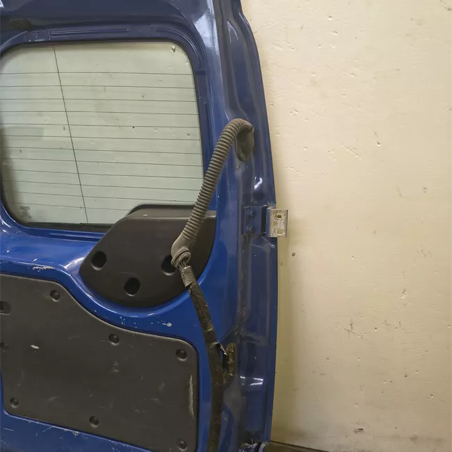 Porta carico posteriore a battente sinistra Vetrata