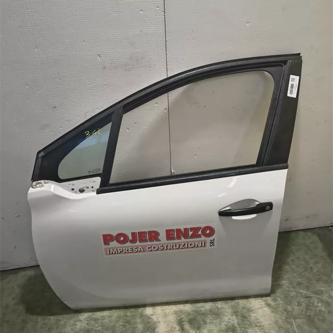 Porta anteriore sinistra