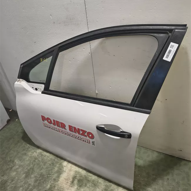 Porta anteriore sinistra