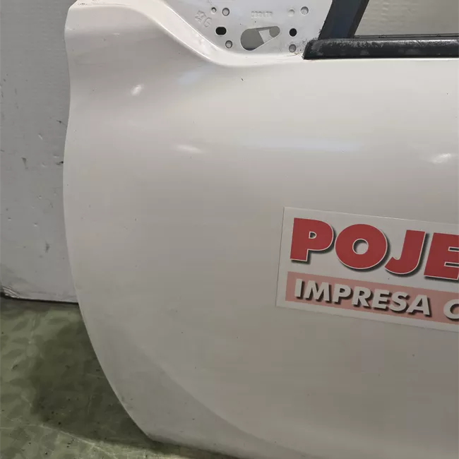 Porta anteriore sinistra