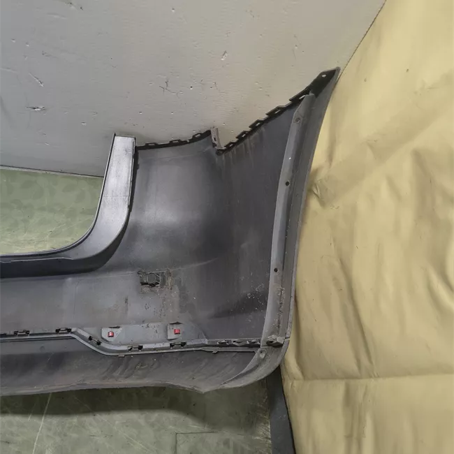 Paraurti posteriore con sensore parcheggio Primer