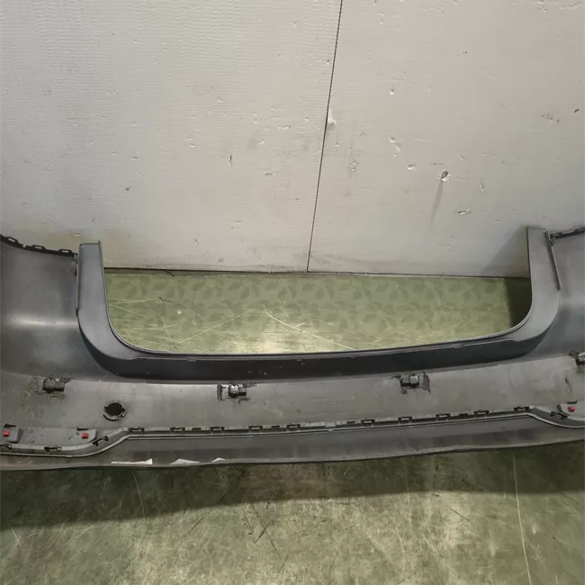 Paraurti posteriore con sensore parcheggio Primer