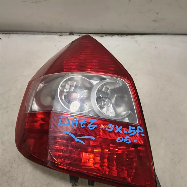 Fanale posteriore sinistro 2005>