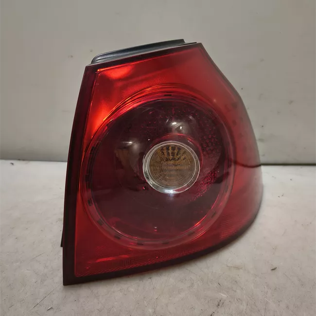 Fanale posteriore parte esterno destro