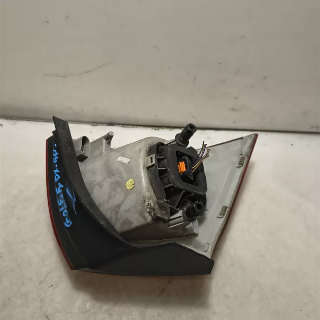 Fanale posteriore parte esterno destro