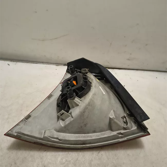 Fanale posteriore parte esterno destro