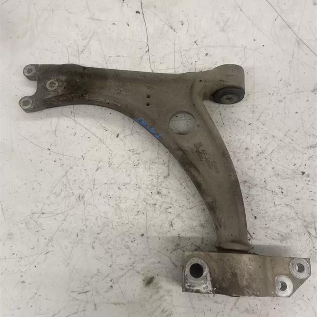 Braccio oscillante sospensione anteriore sinistro