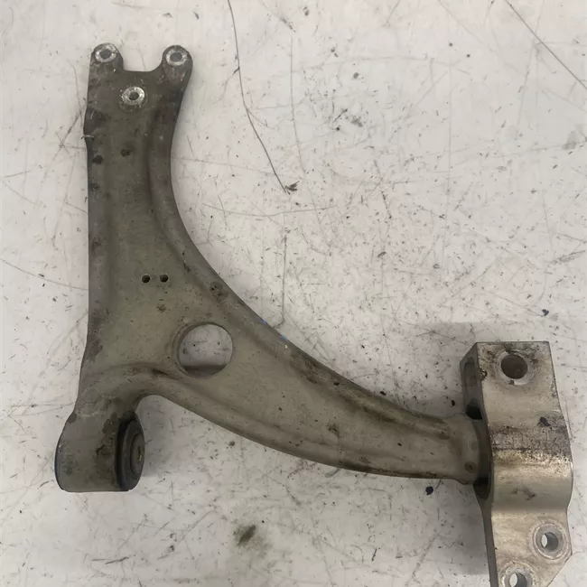 Braccio oscillante sospensione anteriore sinistro