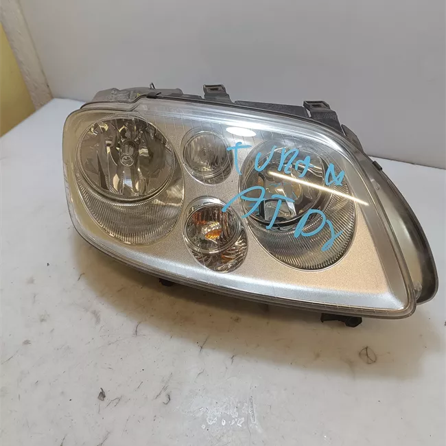 Proiettore destro t.1T6018000<. Cromo