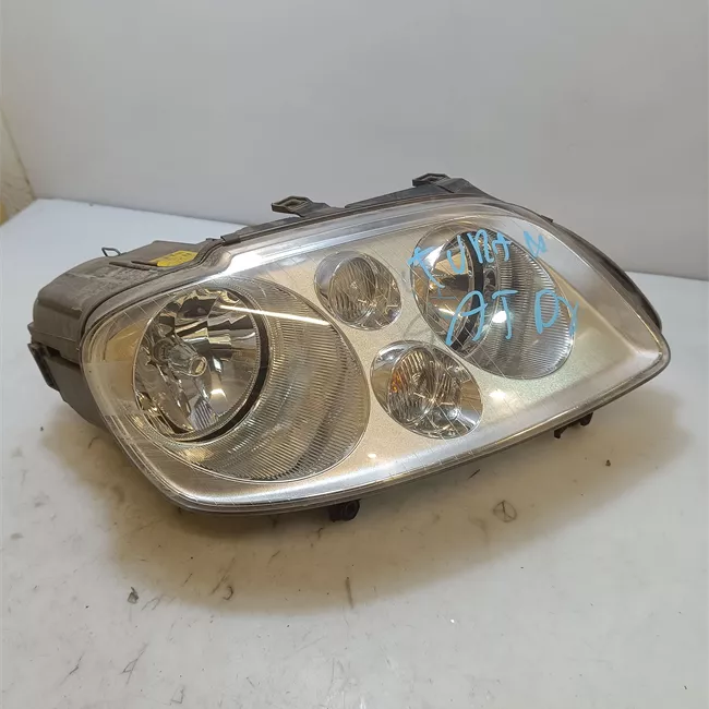 Proiettore destro t.1T6018000<. Cromo