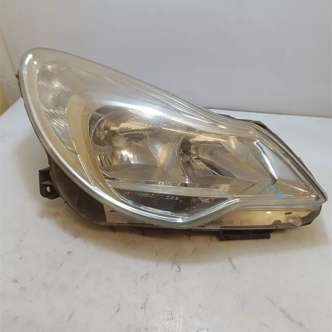 Proiettore destro cromo