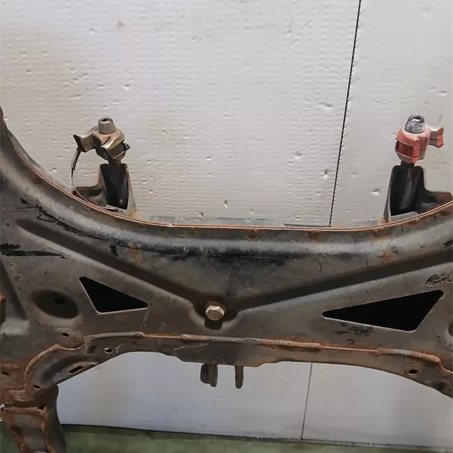 Telaio ausiliario anteriore con traversa